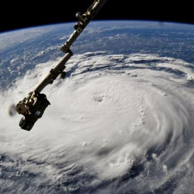 Le 12.09.2018:Le puissant ouragan Florence menace 500 km de côtes de l'est des États-Unis