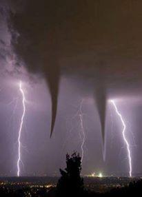 Photos de tornades de force F1 a F5 divers