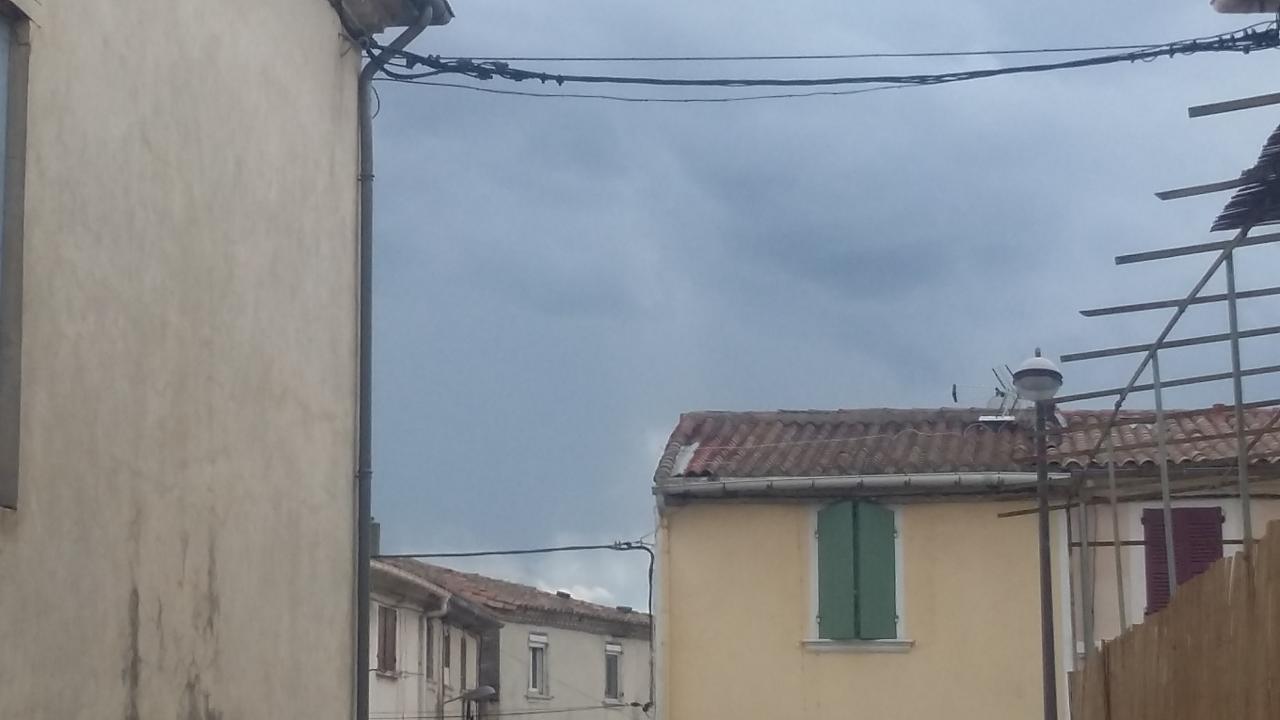 PHOTOS DU CIEL NUAGEUX ET ORAGEUX DIVERS