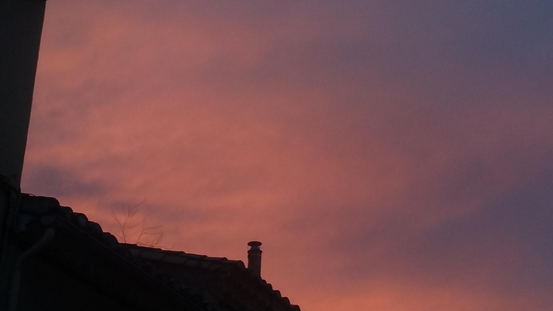 PHOTOS DU CIEL NUAGEUX ORAGEUX DIVERS 