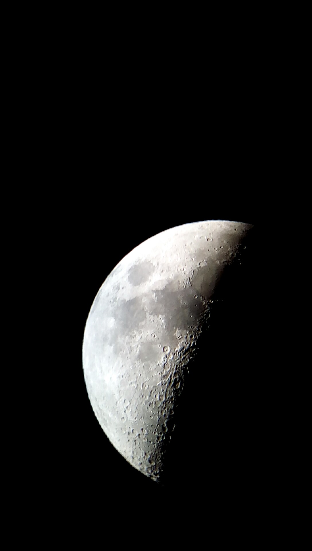 PHOTO DE LA LUNE DU 19.06.2018