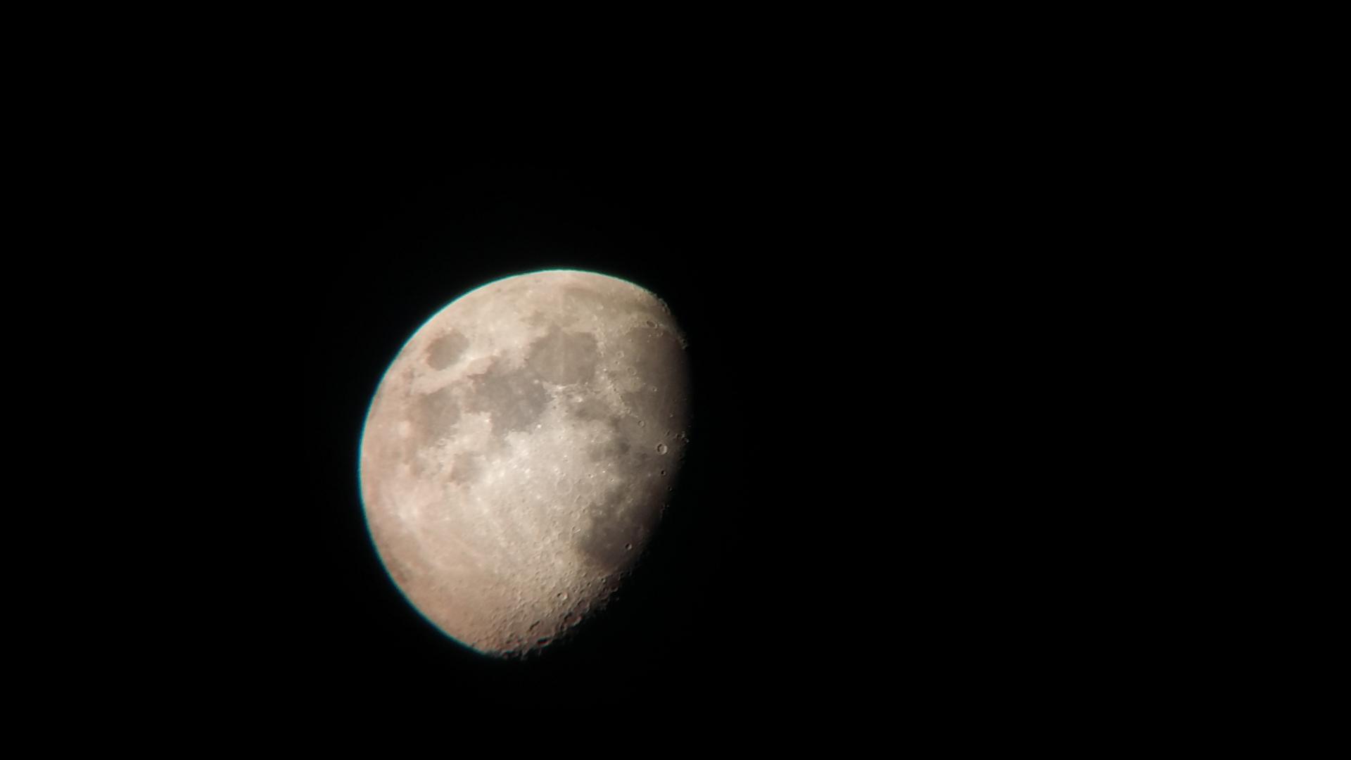 Photos de la Lune du 22.07.2017 a Saint-Gilles Vanessa Lagnau et Dimitri Paquier