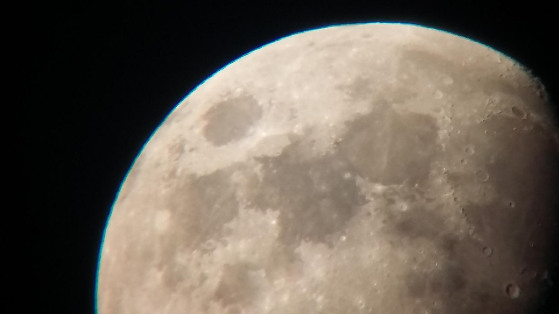 Photos de la Lune du 22.07.2017 a Saint-Gilles Vanessa Lagnau et Dimitri Paquier