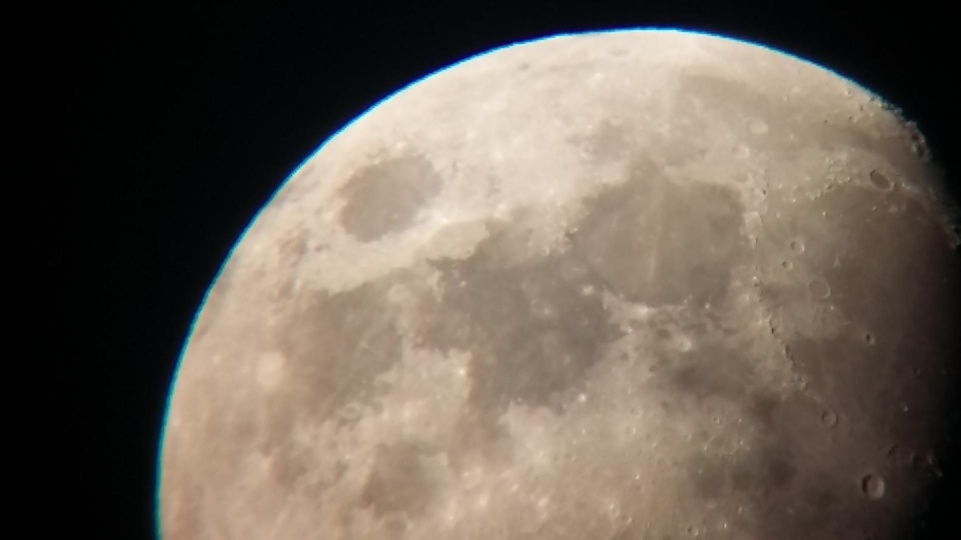 Photos de la Lune du 22.07.2017 a Saint-Gilles Vanessa Lagnau et Dimitri Paquier