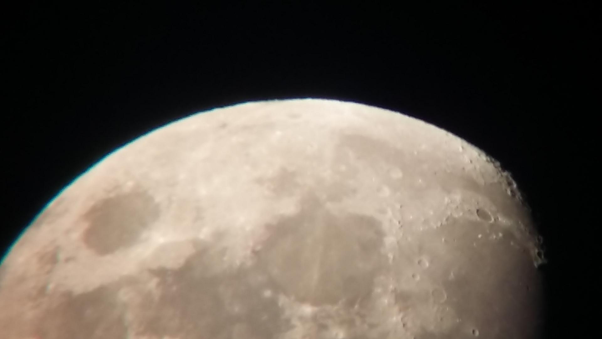 Photos de la Lune du 22.07.2017 a Saint-Gilles Vanessa Lagnau et Dimitri Paquier