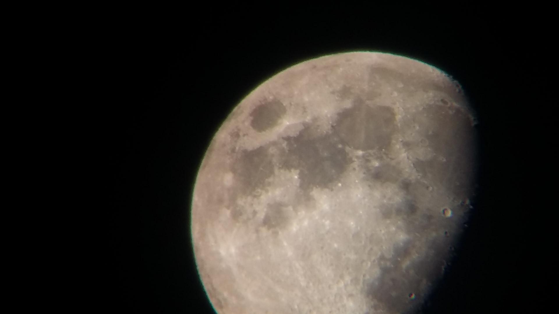 Photos de la Lune du 22.07.2017 a Saint-Gilles Vanessa Lagnau et Dimitri Paquier