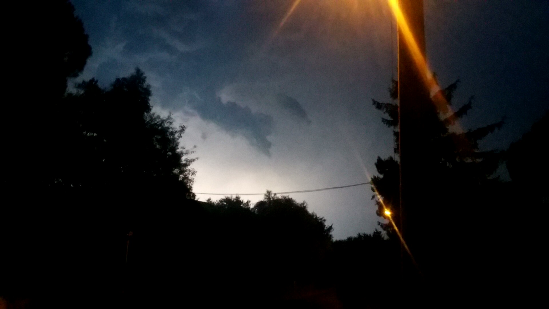 PHOTOS DES ORAGES DU 5 ET 7.08.2018. Avec Dimitri Paquier , Vanessa Lagnau Paquier