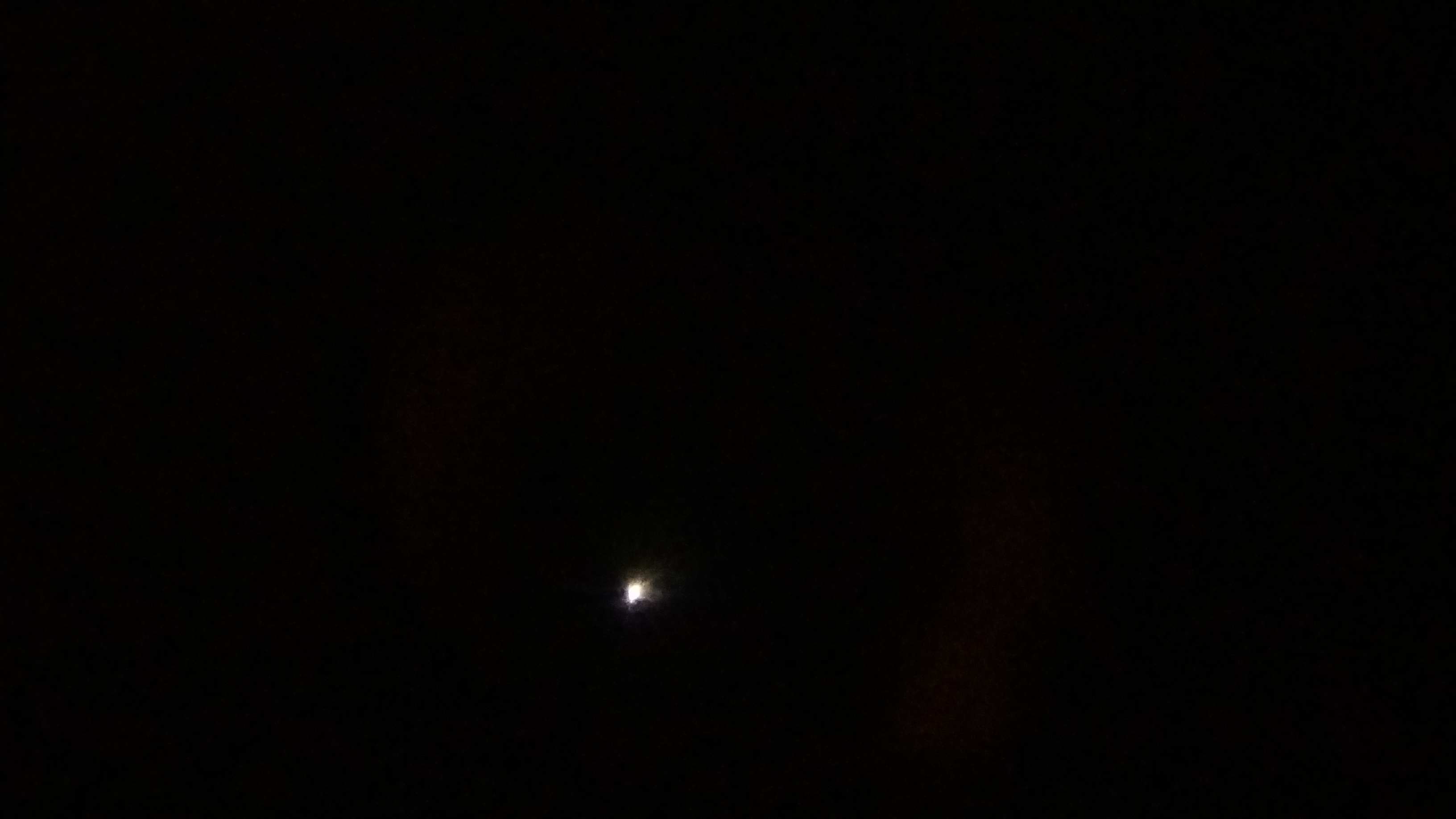 Image de la Lune et Sirius du 12.02.2019 Gryon Suisse et St Gilles France