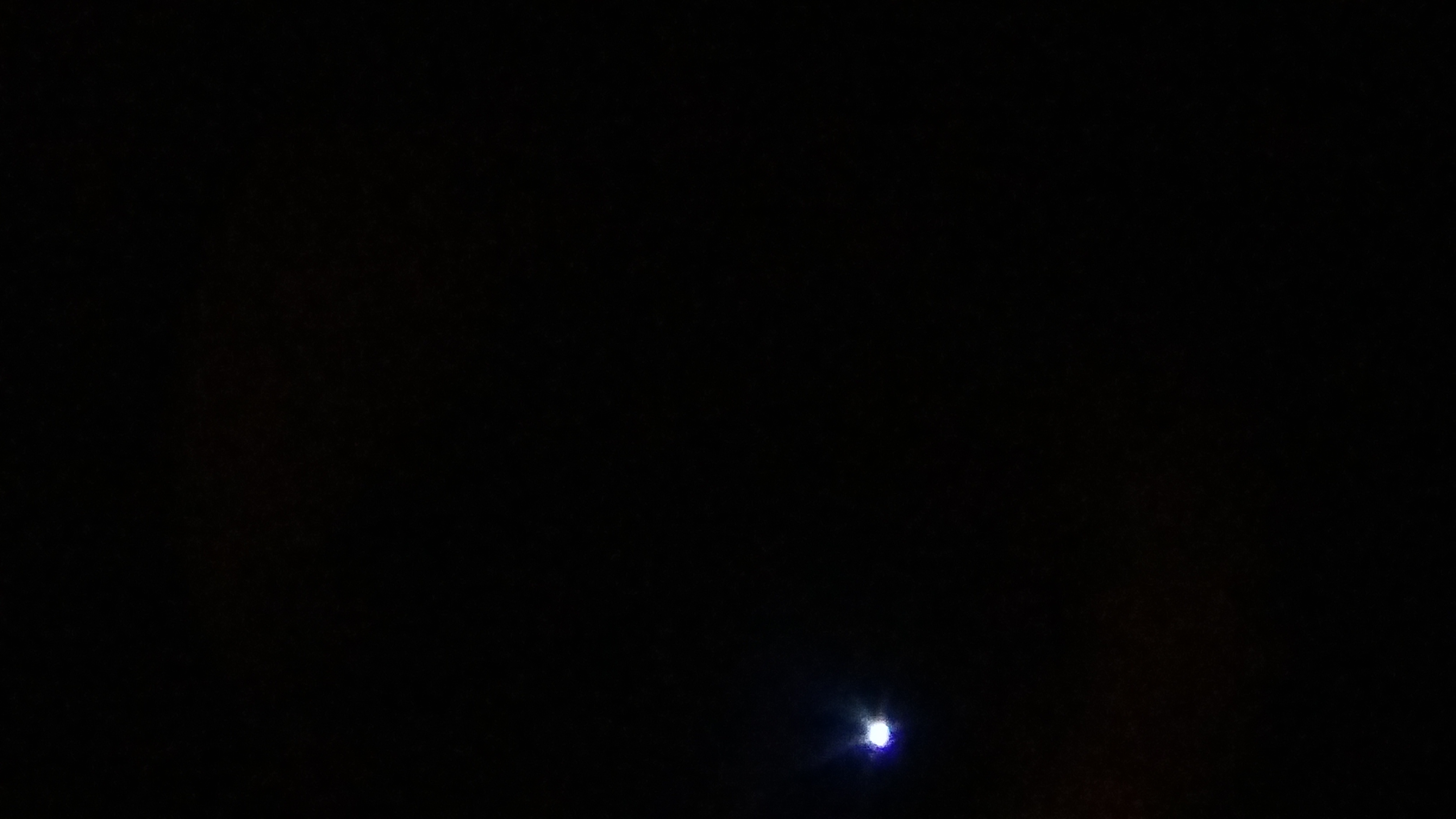 Image de la Lune et Sirius du 12.02.2019 Gryon Suisse et St Gilles France
