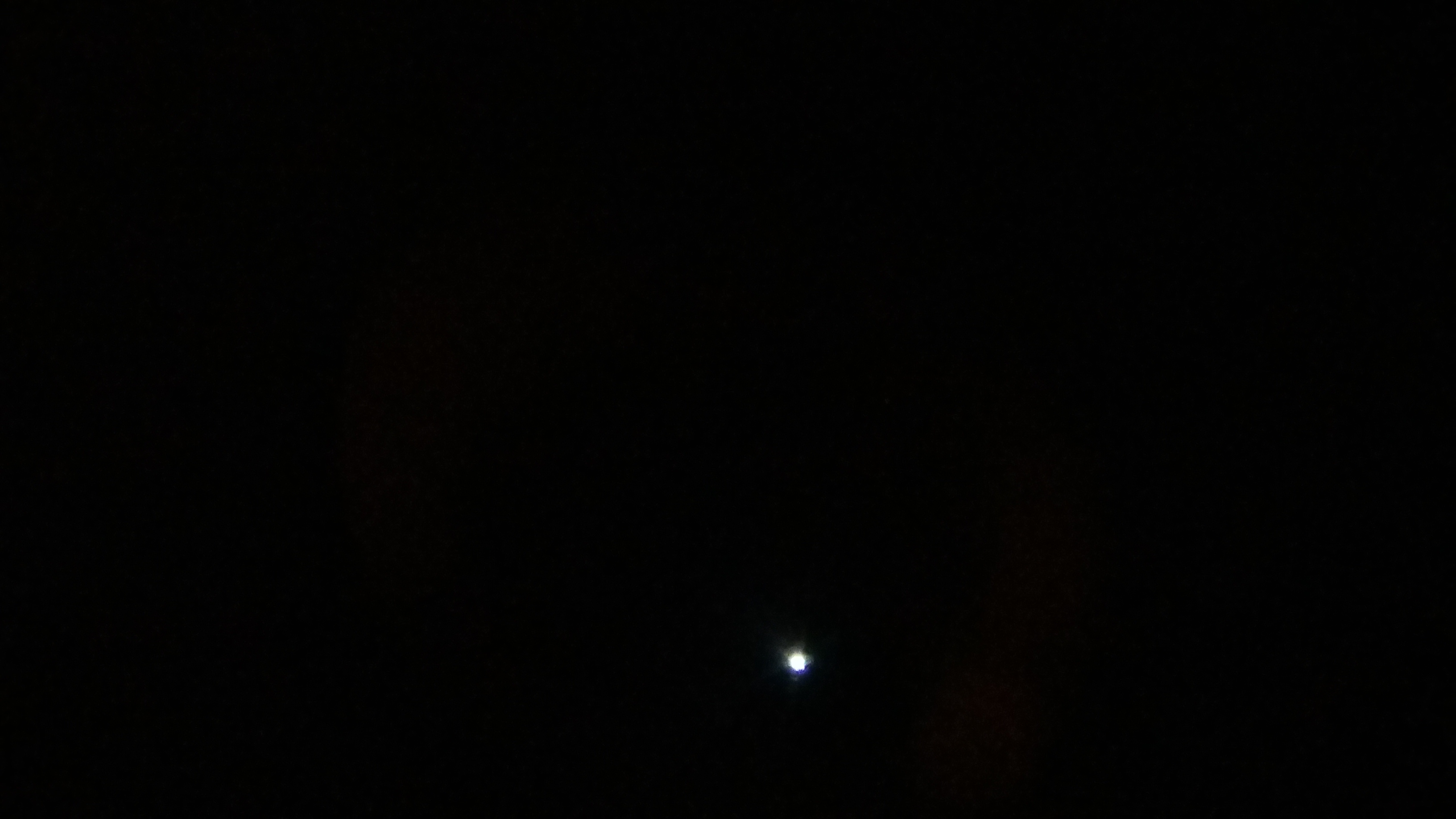 Image de la Lune et Sirius du 12.02.2019 Gryon Suisse et St Gilles France