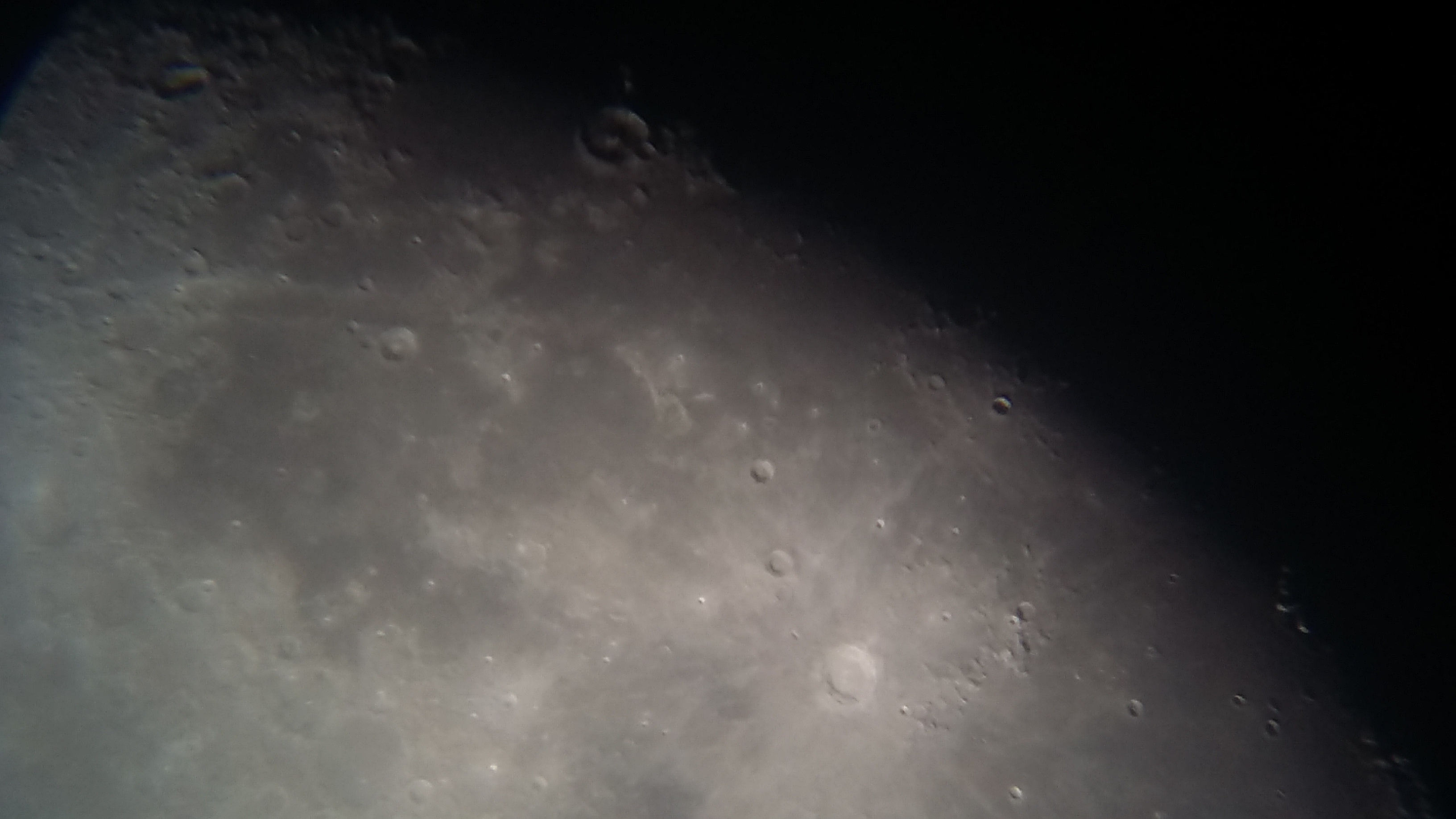 Image de la Lune du 15.02.2019 Gryon Suisse et St Gilles France