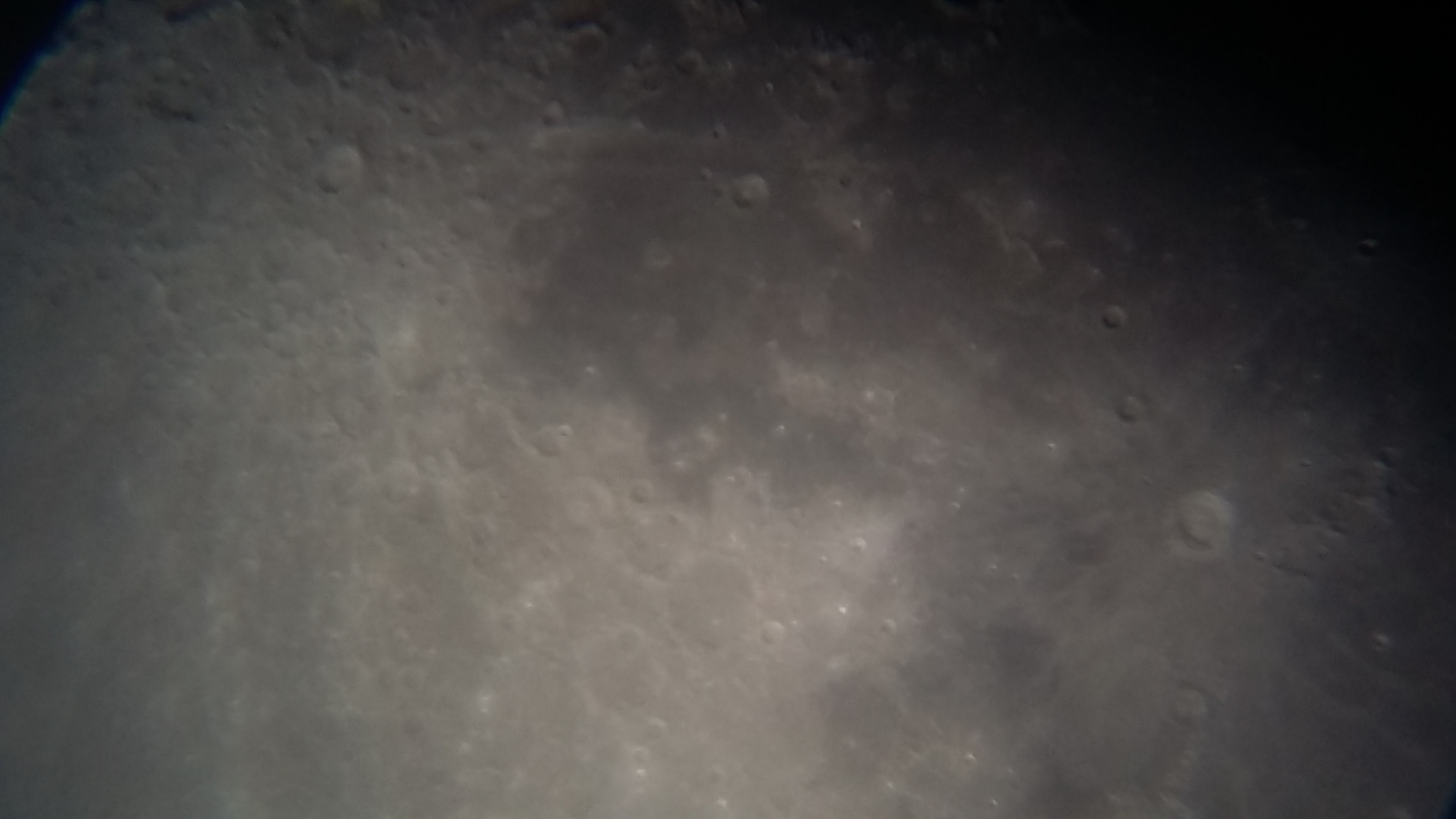 Image de la Lune du 15.02.2019 Gryon Suisse et St Gilles France