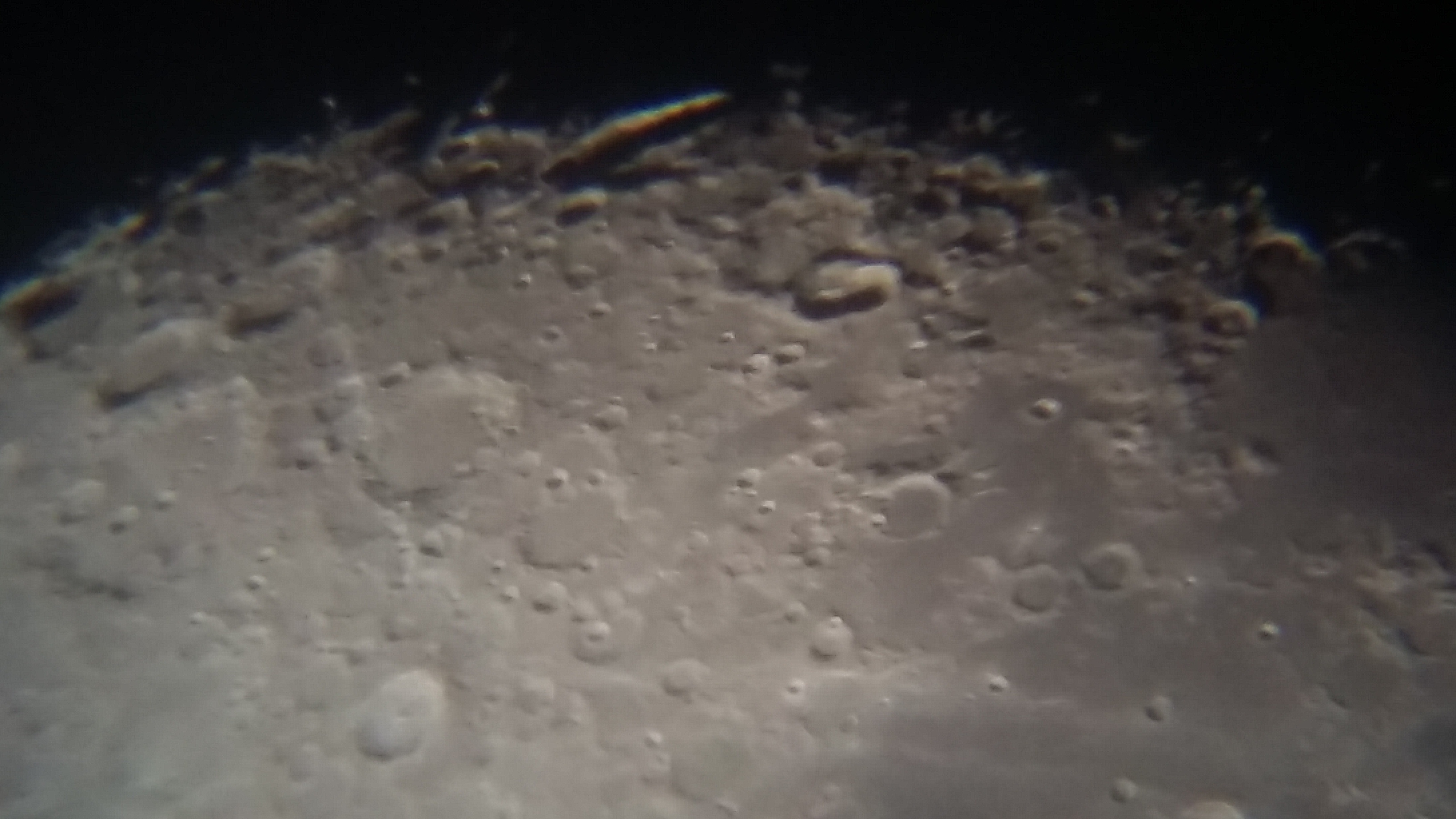 Image de la Lune du 15.02.2019 Gryon Suisse et St Gilles France