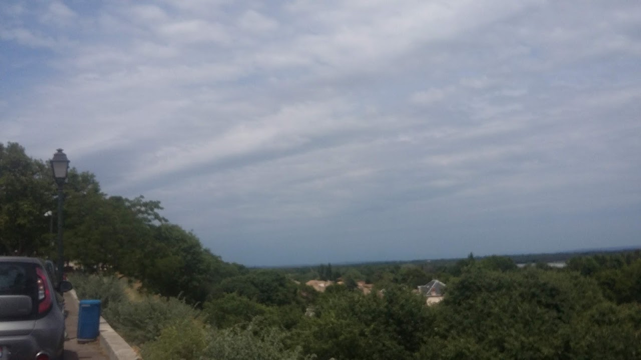  PHOTOS DU CIEL NUAGEUX ET ORAGEUX DIVERS