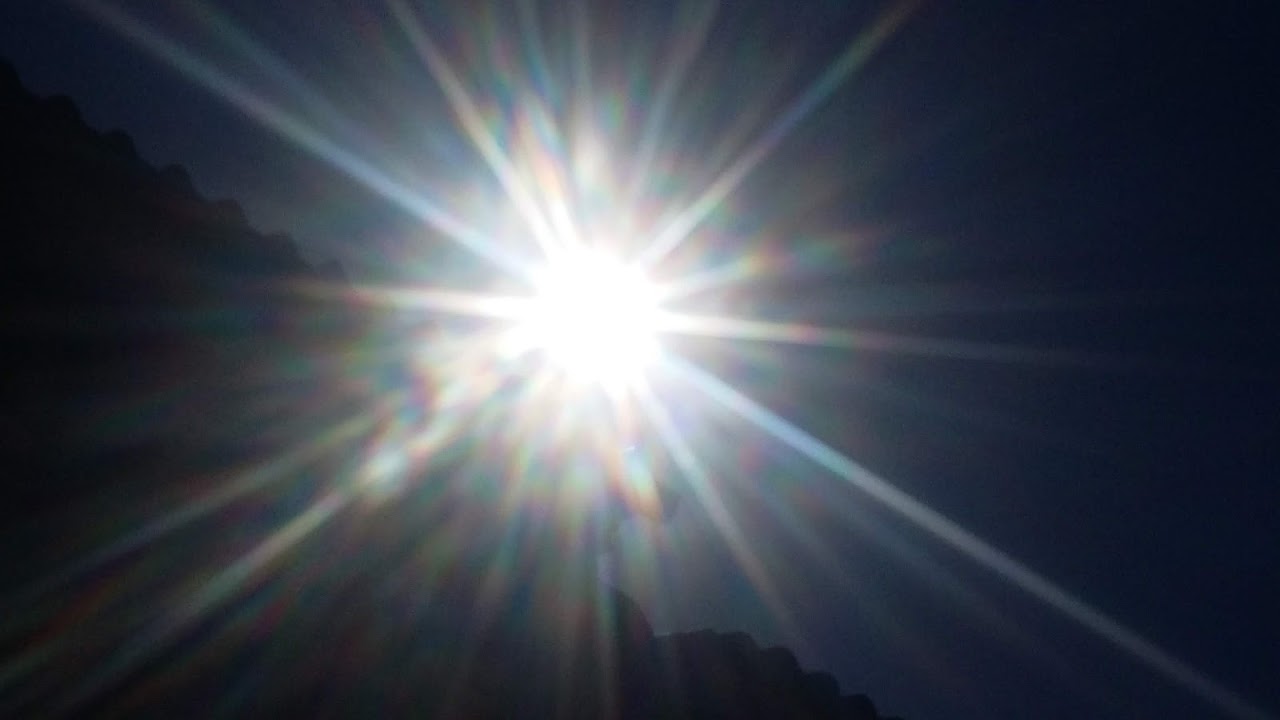  PHOTOS DU CIEL NUAGEUX ET ORAGEUX DIVERS