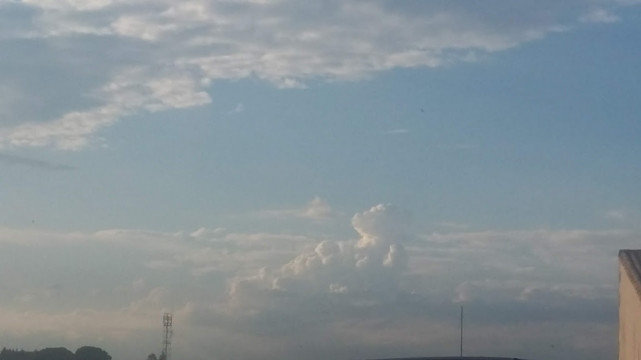 	 PHOTOS DU CIEL NUAGEUX ORAGEUX DIVERS