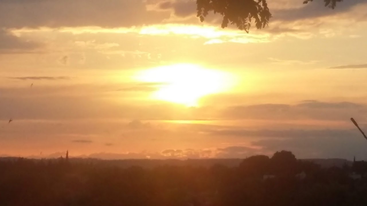 	 PHOTOS DU CIEL NUAGEUX ORAGEUX DIVERS