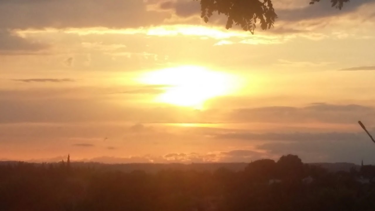 	 PHOTOS DU CIEL NUAGEUX ORAGEUX DIVERS