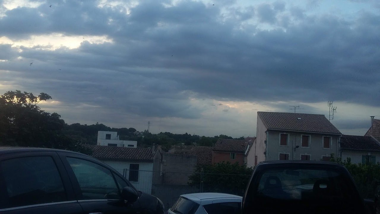 	 PHOTOS DU CIEL NUAGEUX ORAGEUX DIVERS