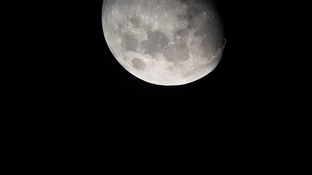 PHOTOS DE LA LUNE, JUPITER ET SATURNE LE 12/06/2019.