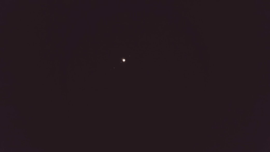 PHOTOS DE LA LUNE, JUPITER ET SATURNE LE 12/06/2019.
