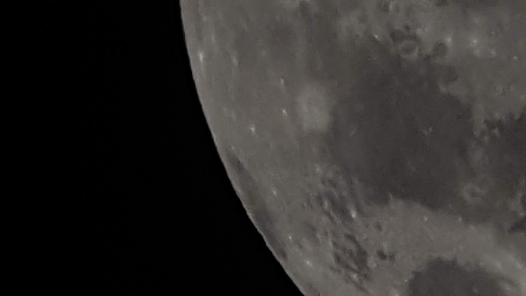 PHOTOS DE LA LUNE, JUPITER ET SATURNE LE 12/06/2019.