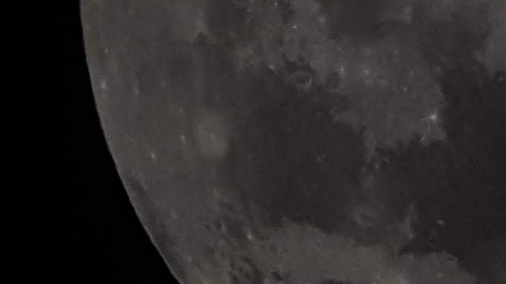 PHOTOS DE LA LUNE, JUPITER ET SATURNE LE 12/06/2019.
