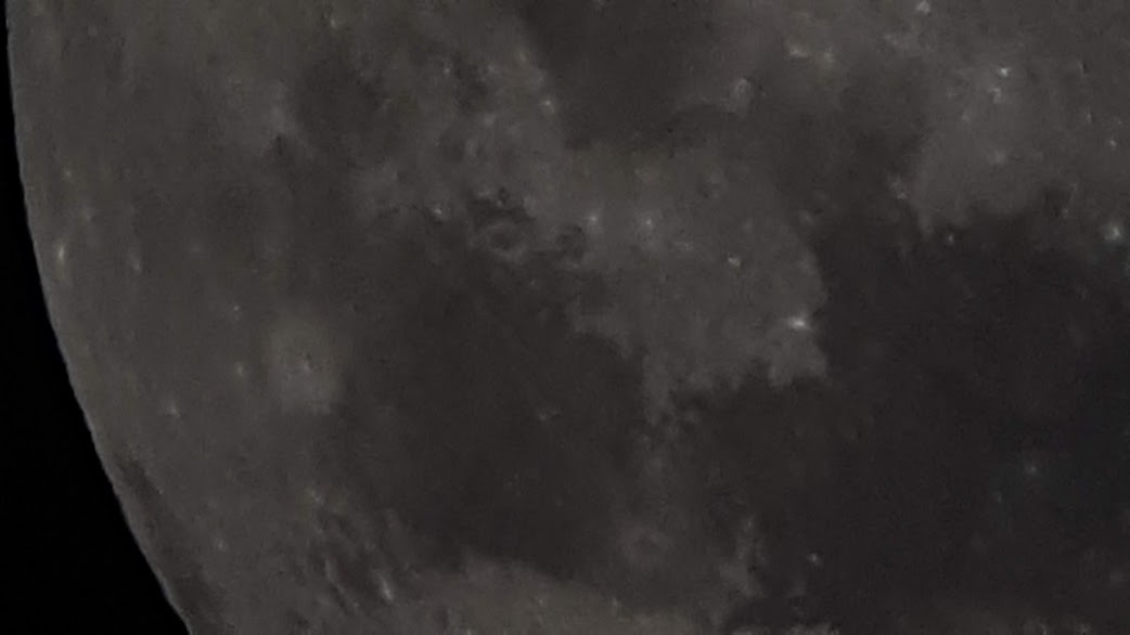 PHOTOS DE LA LUNE, JUPITER ET SATURNE LE 12/06/2019.
