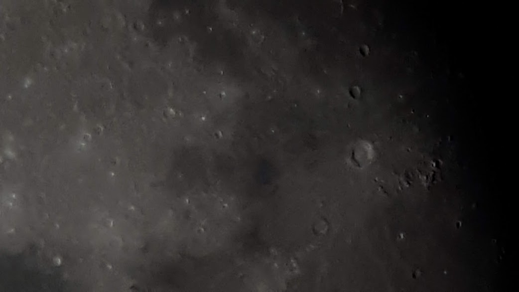 PHOTOS DE LA LUNE, JUPITER ET SATURNE LE 12/06/2019.
