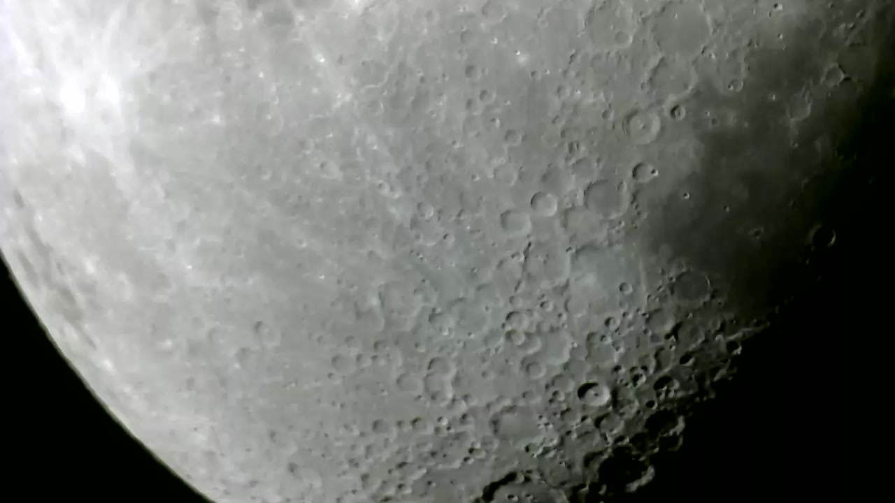 PHOTO DE LA LUNE DU 22.06.2018