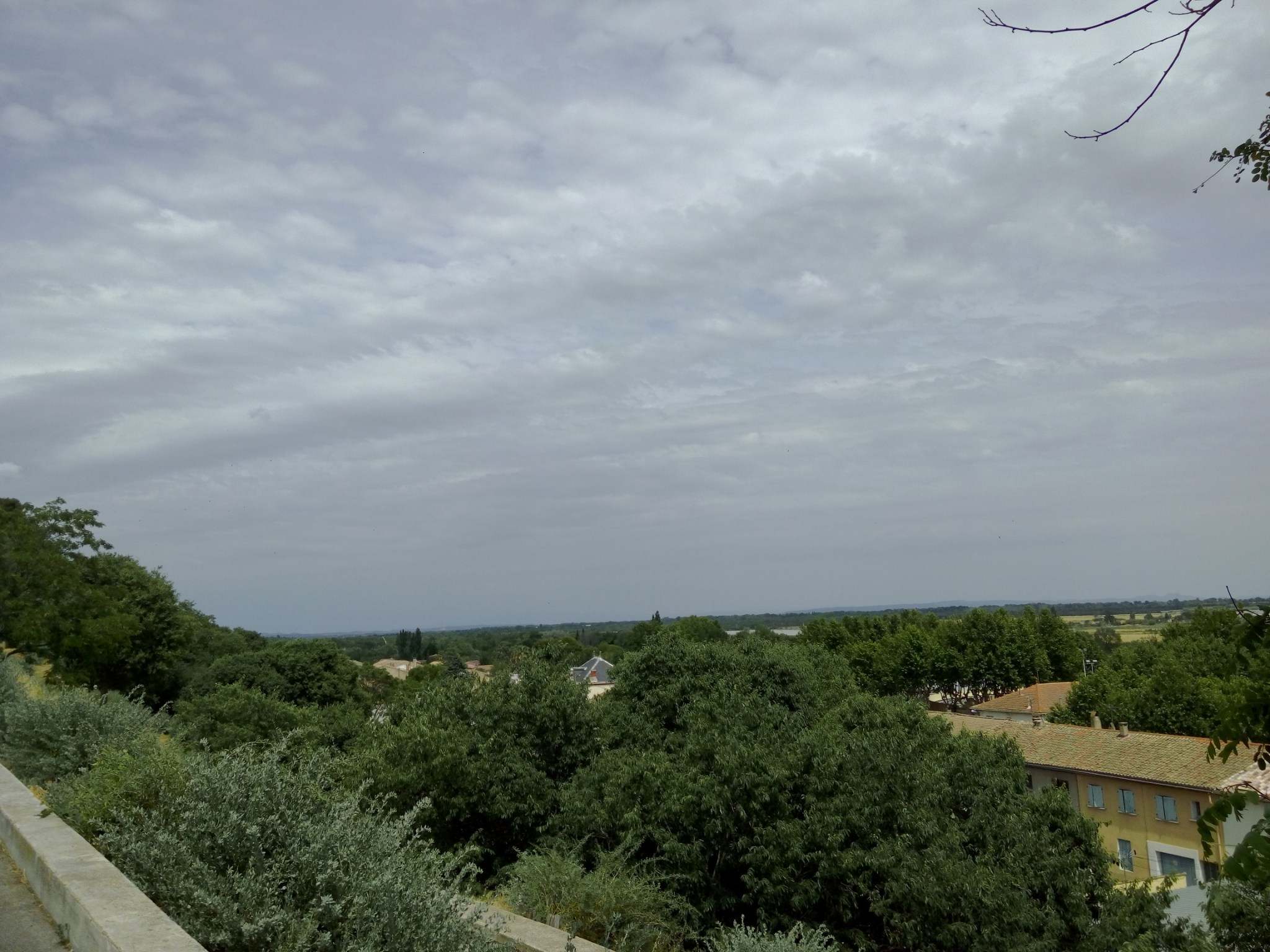  PHOTOS DU CIEL NUAGEUX ET ORAGEUX DIVERS