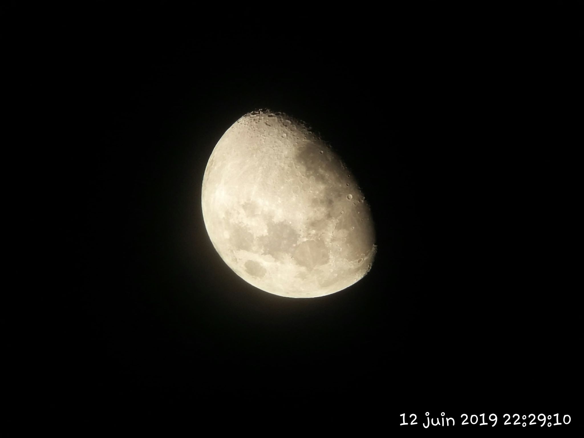 PHOTOS DE LA LUNE ET DE JUPITER LE 12/06/2019.