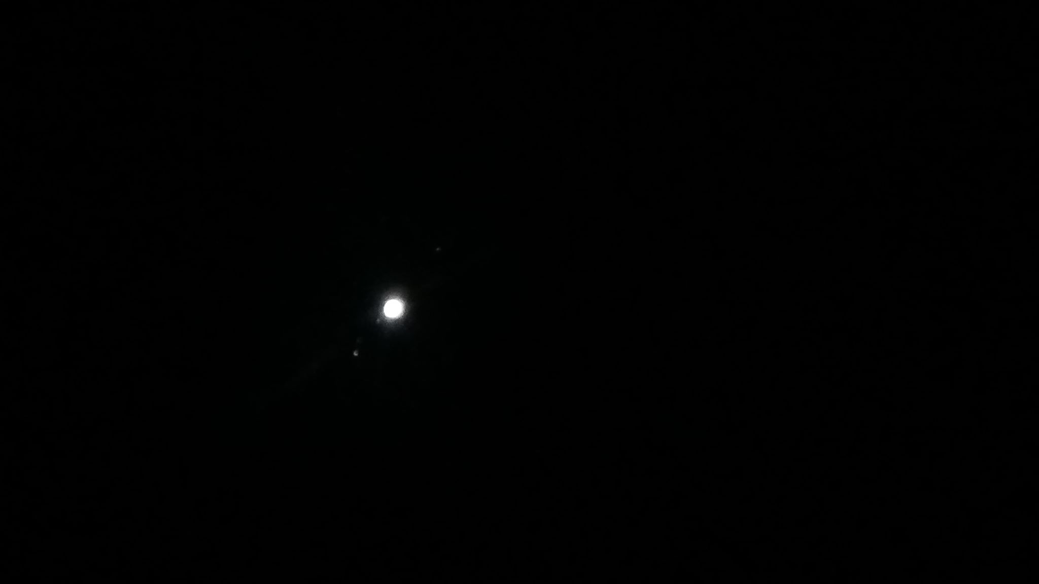 PHOTOS DE LA LUNE ET DE JUPITER LE 12/06/2019.