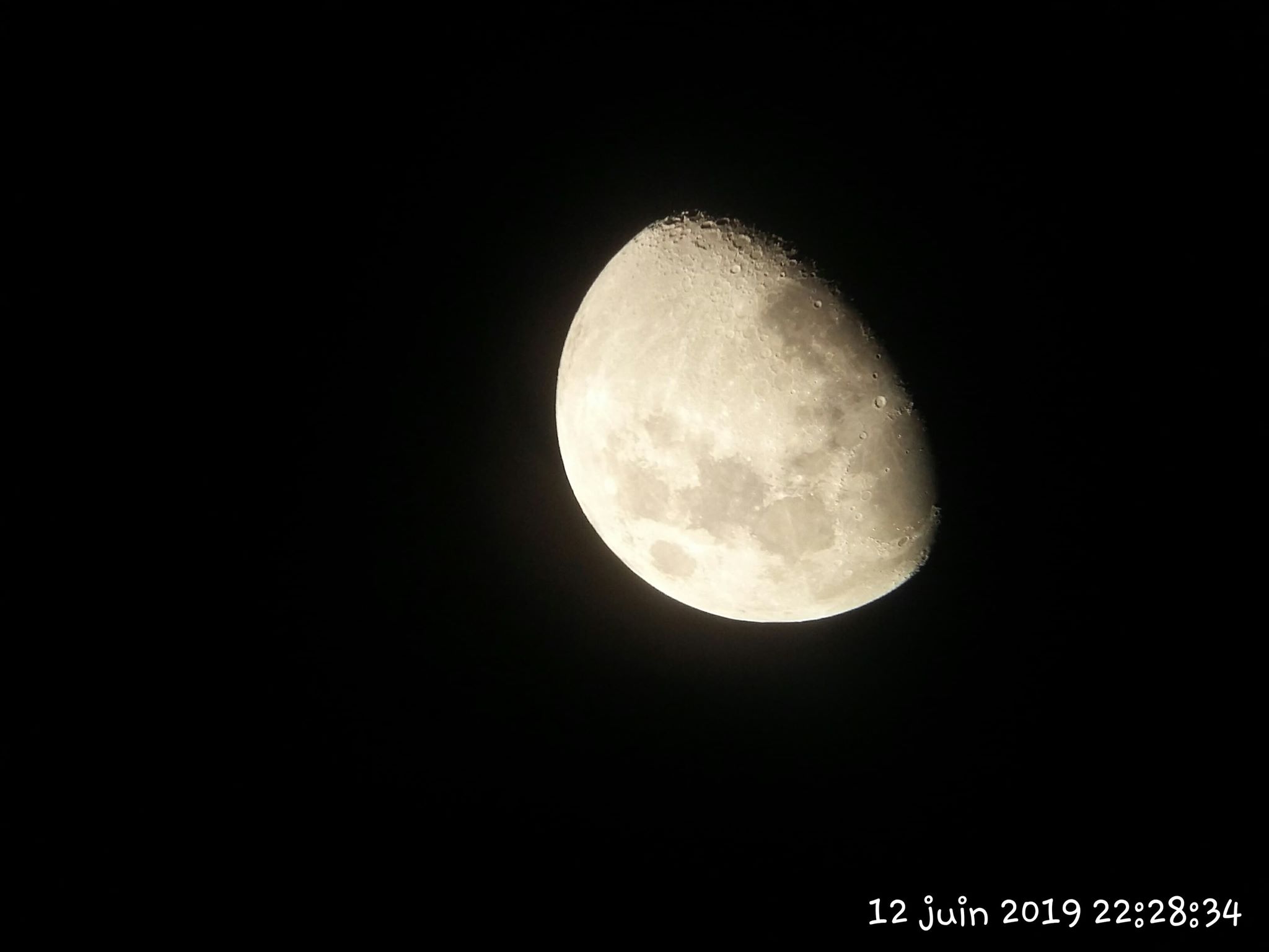 PHOTOS DE LA LUNE ET DE JUPITER LE 12/06/2019.