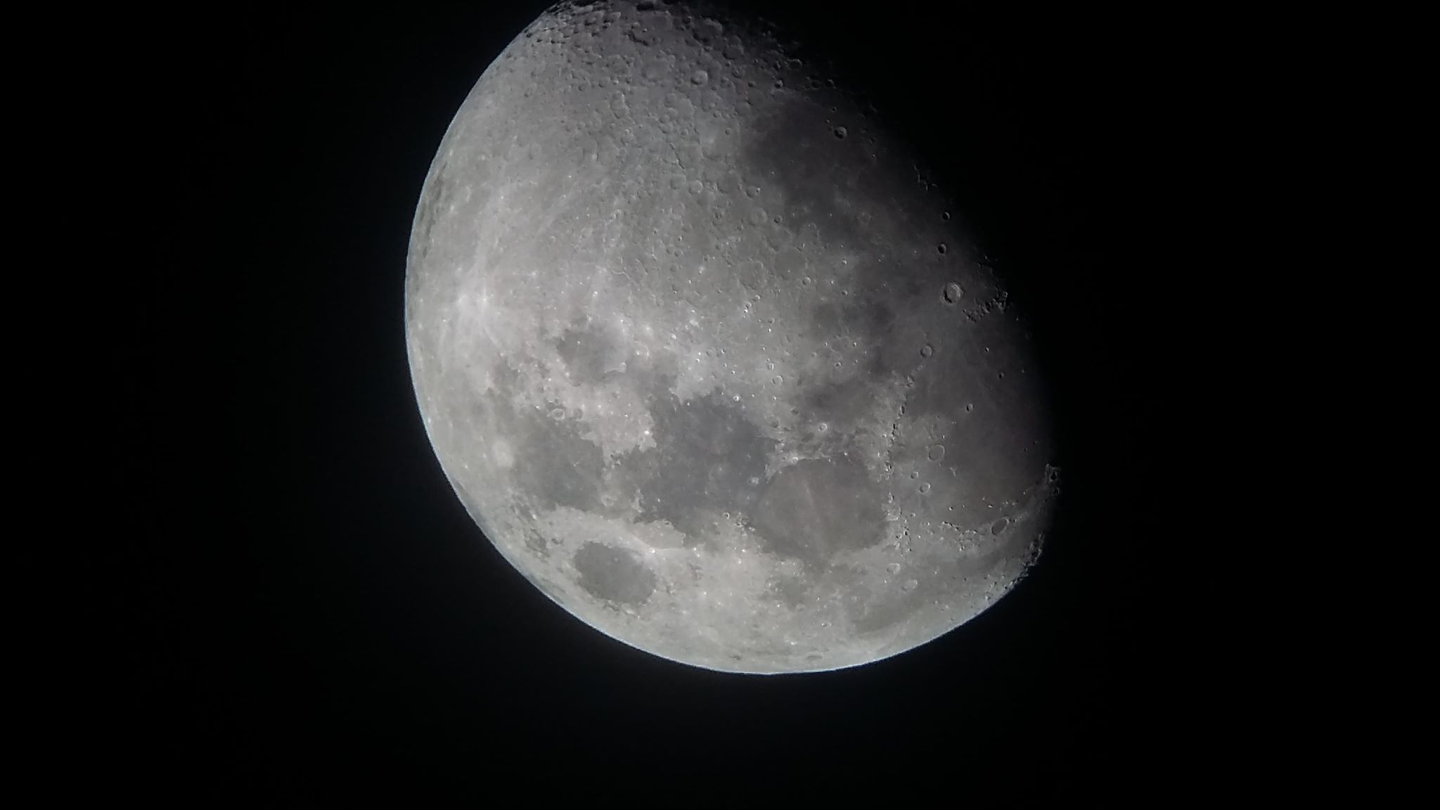 PHOTOS DE LA LUNE ET DE JUPITER LE 12/06/2019.