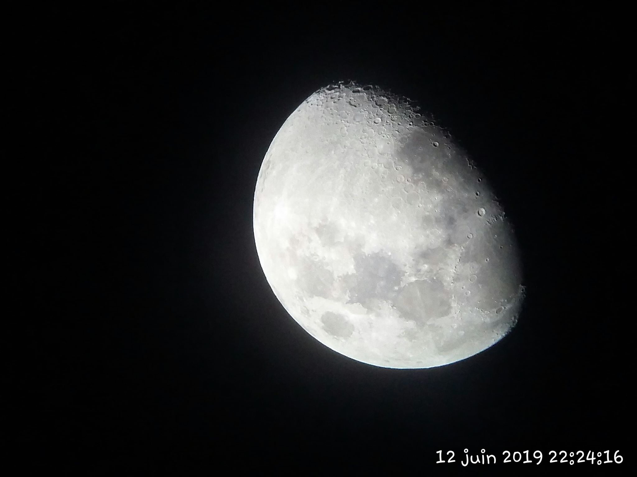 PHOTOS DE LA LUNE ET DE JUPITER LE 12/06/2019.
