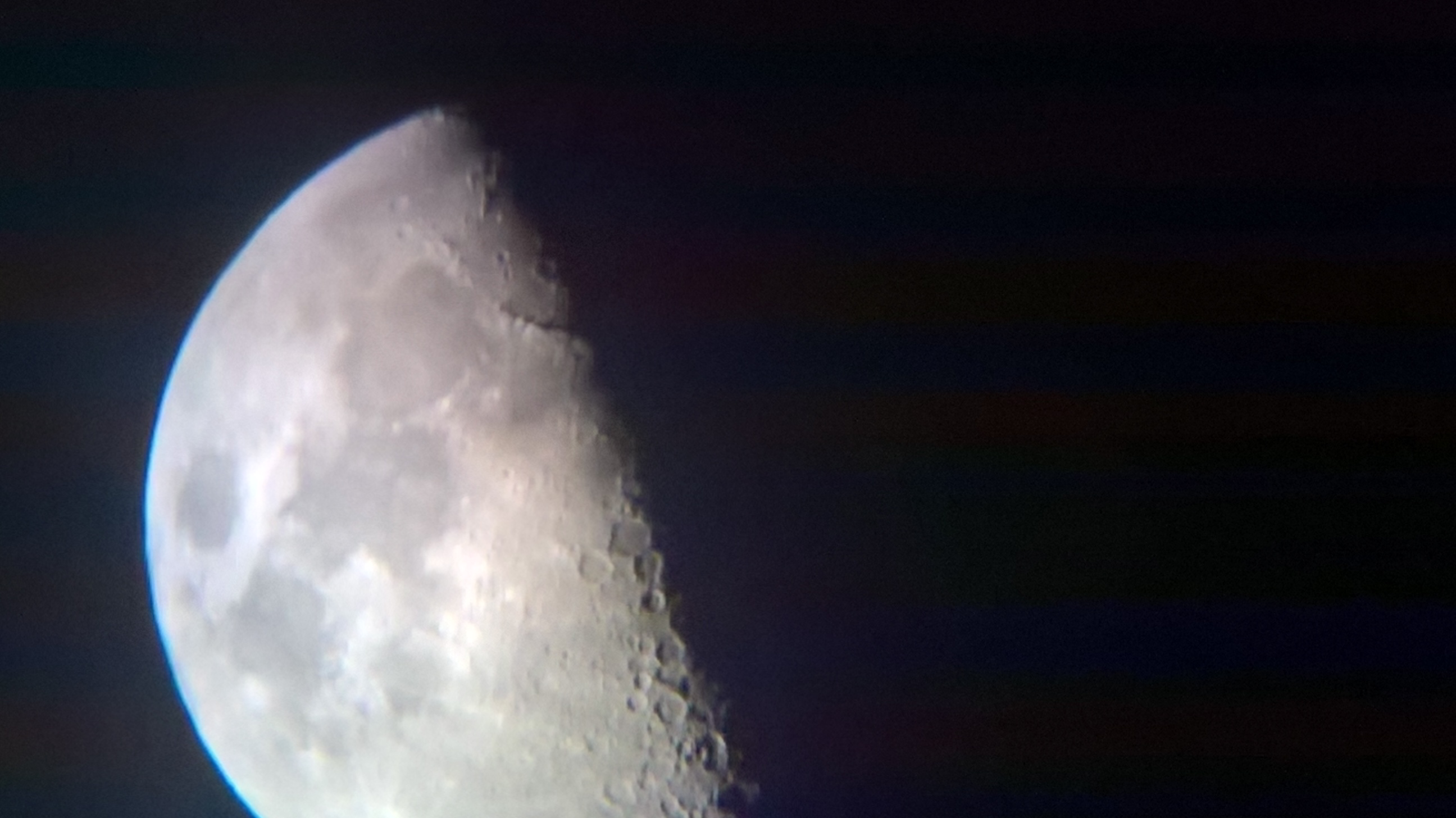 PHOTOS DE LA LUNE LE 11/06/2019.